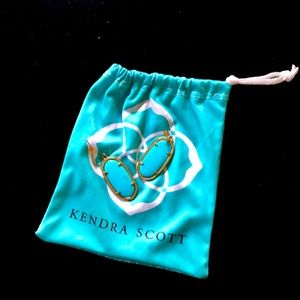💗💗KENDRA SCOTT EARRINGS💗💗